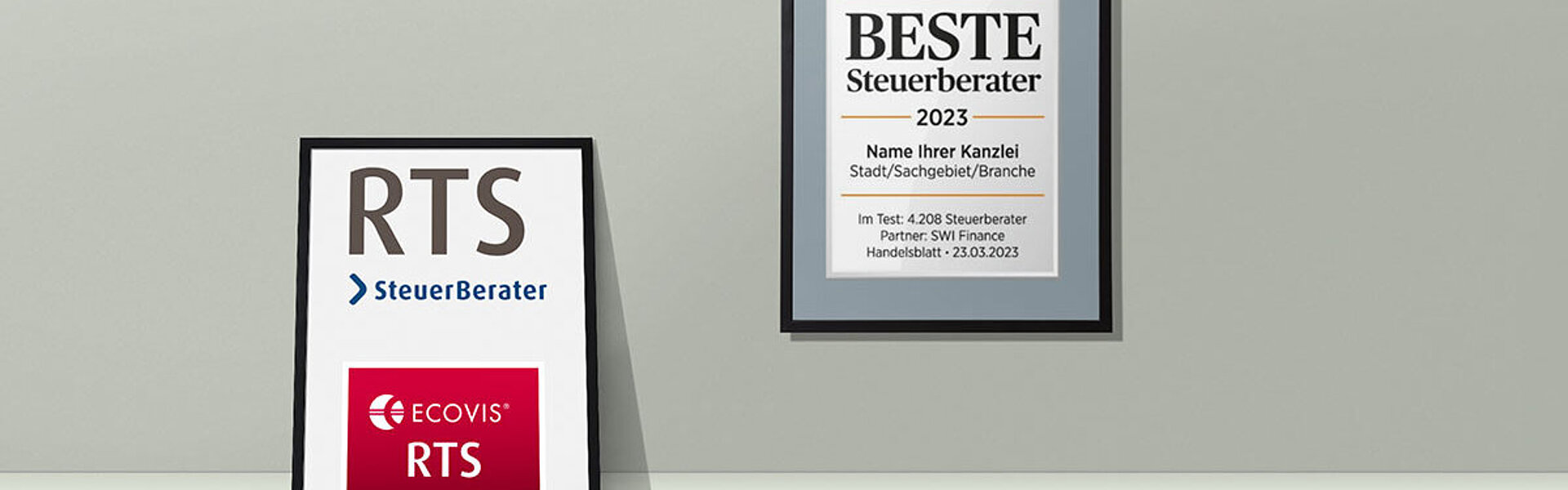 Zwei gerahmte Zertifikate, das linke von RTS Steuerberater und ECOVIS RTS, das rechte vom Handelsblatt mit der Auszeichnung "BESTE Steuerberater 2023".